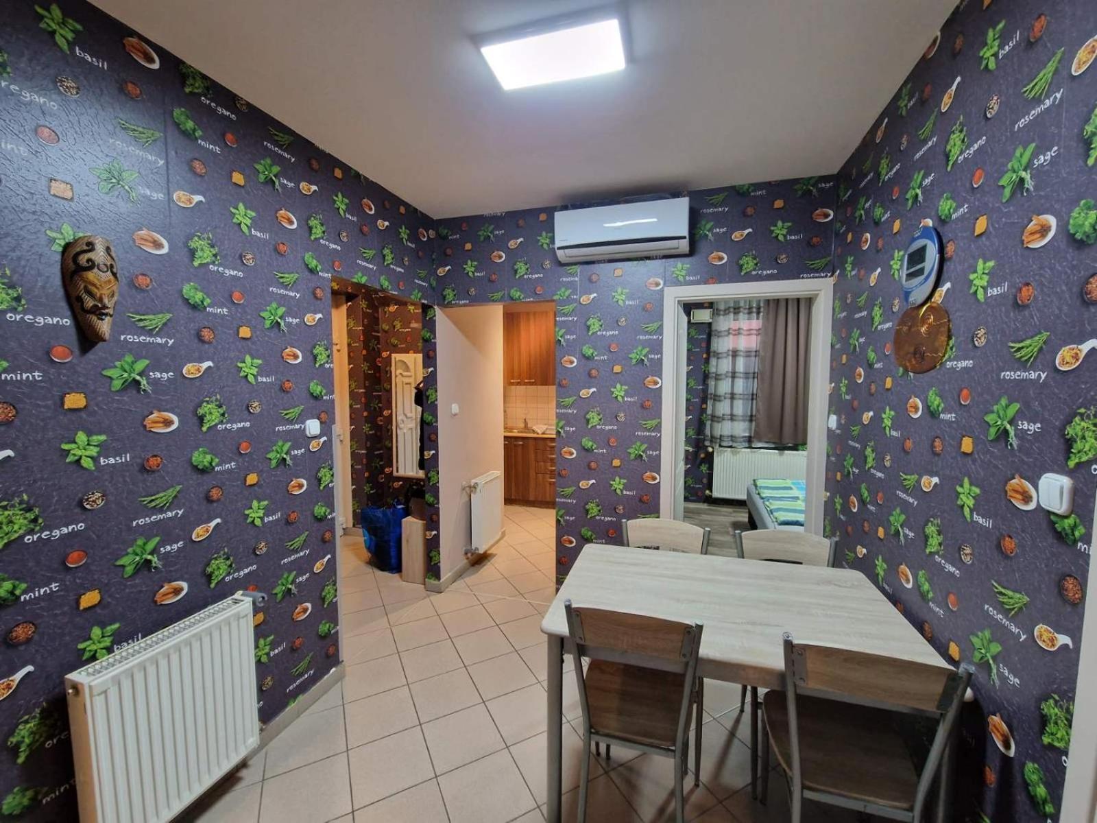 Marti 3 Bedroom Apartment Apartmán Debrecen
